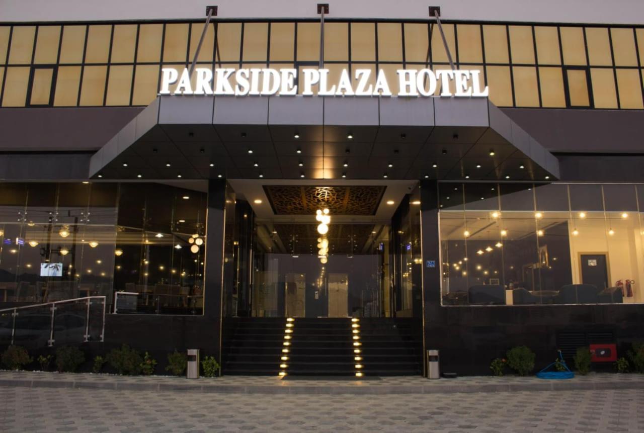 Parkside Plaza Muscat酒店 外观 照片